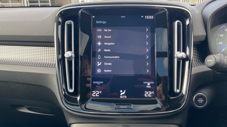 Volvo Xc40 2.0 B4P R DESIGN 5dr Auto Petrol Estate